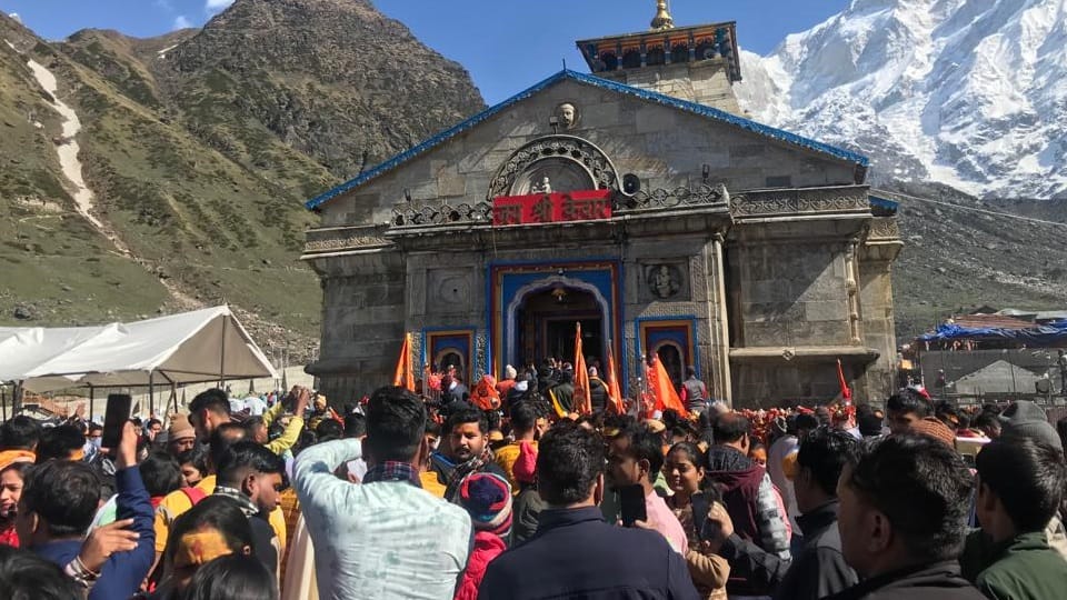 Chardham Yatra 2023 Kedarnath Dham Temple  open for 22 hours for pilgrims Pooja