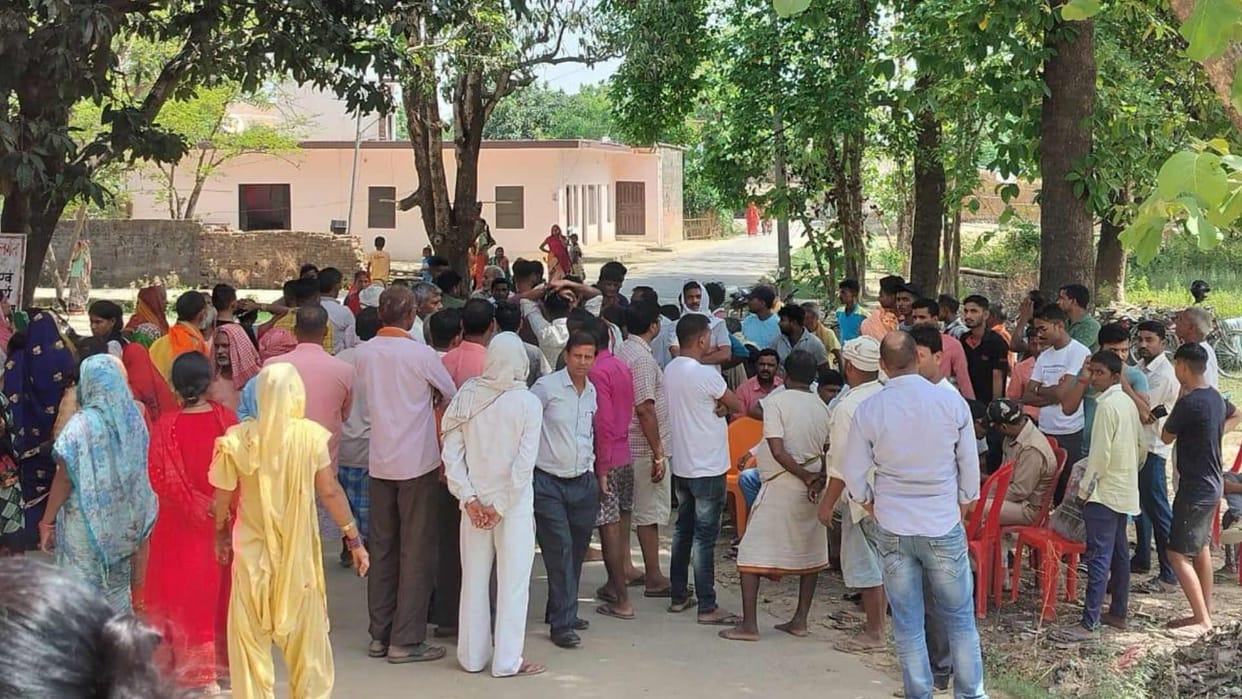 man found dead in Suspicious condition at maharajganj