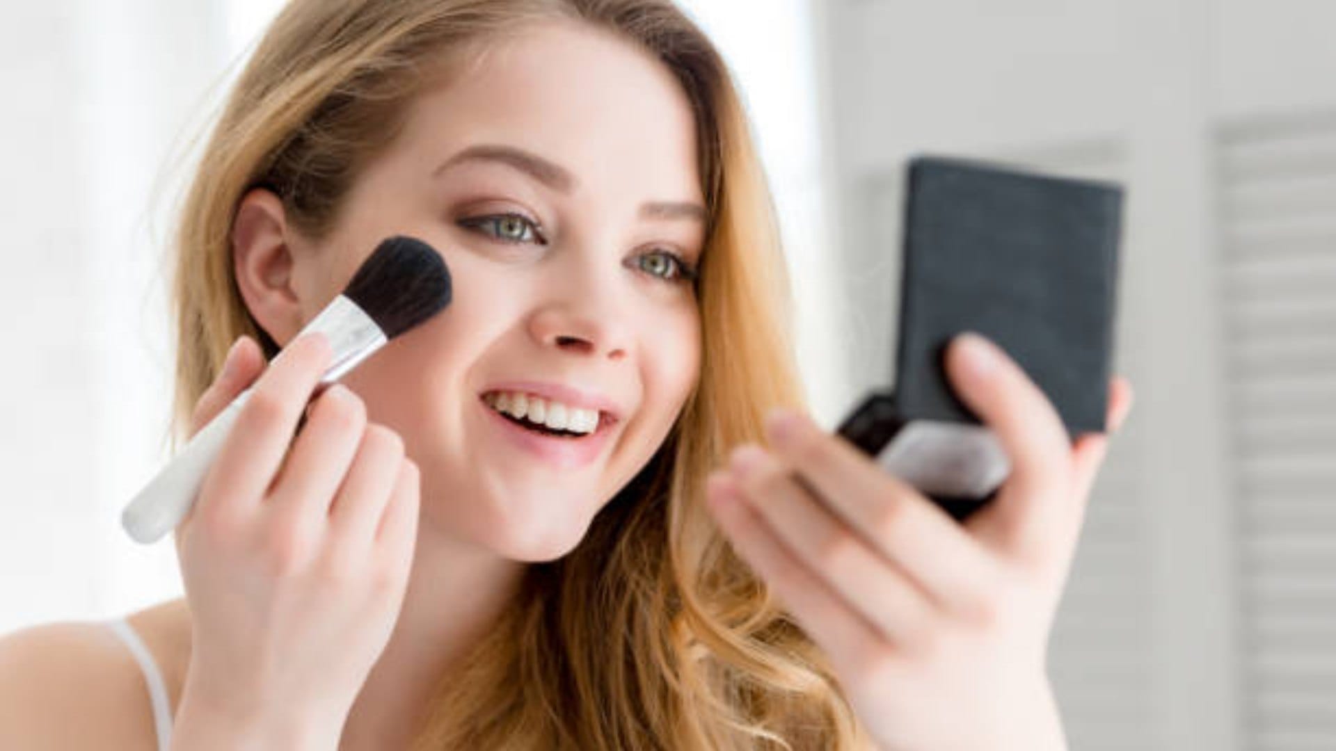 Raksha Bandhan 2023 beauty product for gift under 500 rupee
