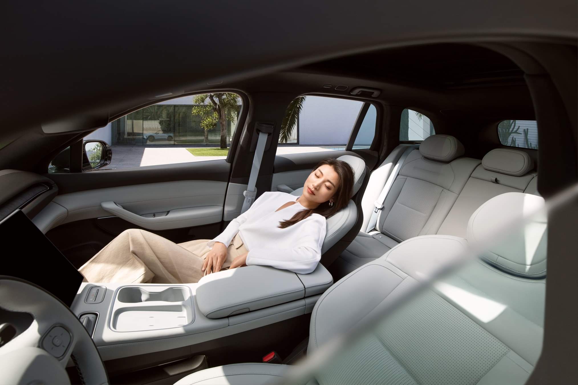 Nio ES6 electric SUV gets 30000 bookings in 3 days Know Price Range Specs