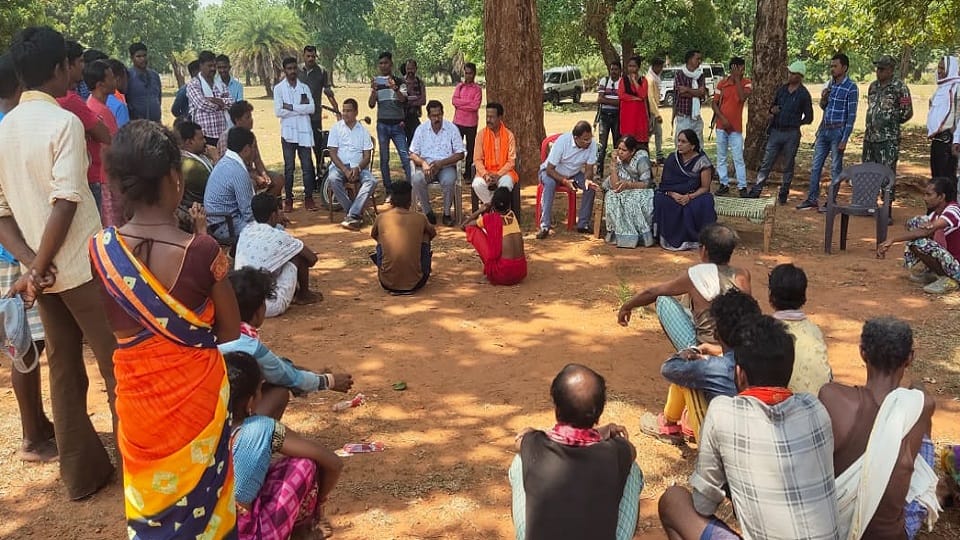 BJP officials met relatives of deceased in Hauranar murder case