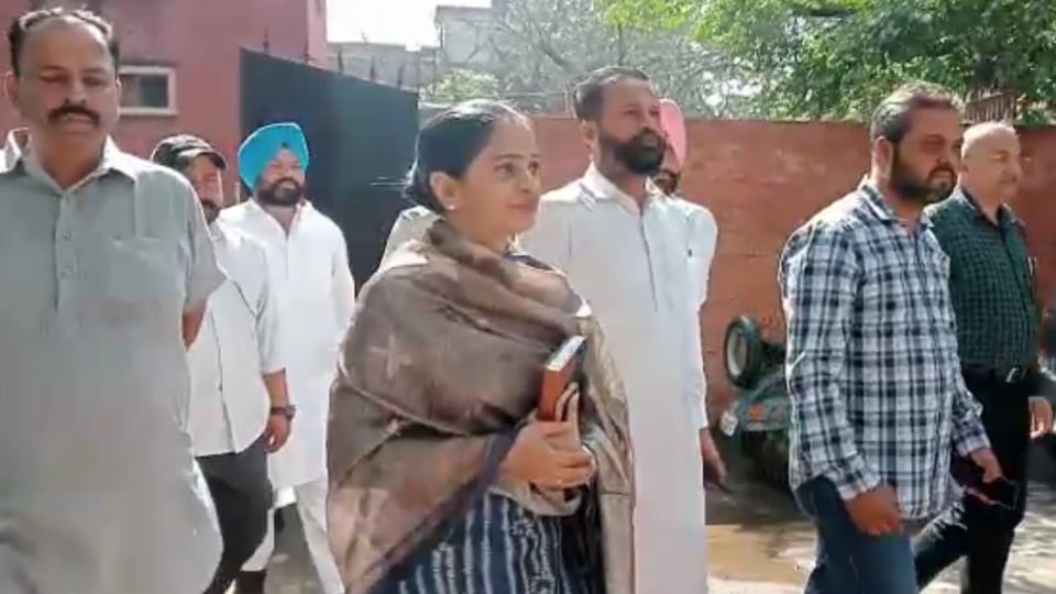 Mayor of Moga Neetika Bhalla summoned by Vigilance Bureau
