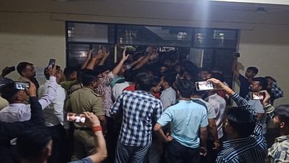 Roorkee love jihad News Girl and Boy from two communities meet together Hindu organizations Ruckus