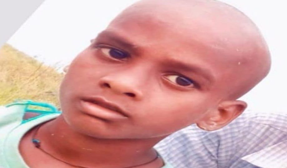 While digging mud on the pond, child died due to debris, three injured