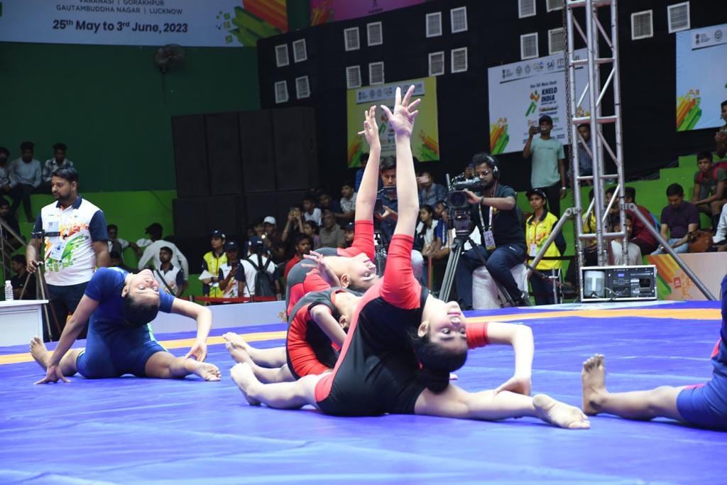 Khelo India started with Surya Namaskar Kalinga Institute's girls athlete surprised everyone in Yogasana