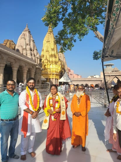 Varanasi: केंद्रीय मंत्री साध्वी निरंजन ज्योति ने लिया बाबा का आशीर्वाद, विश्वनाथ कॉरिडोर को बताया अ