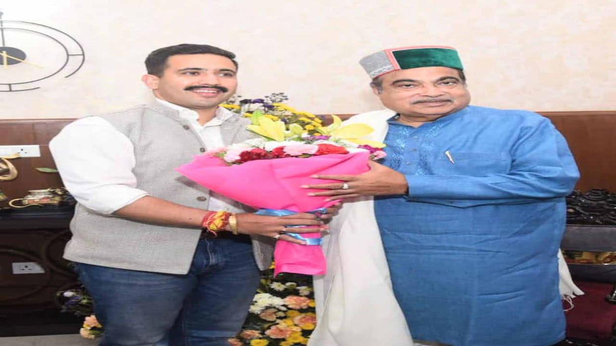 Minister Vikramaditya singh asked union minister Nitin Gadkari for 500 crores under CRIF