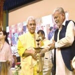 घाटी में आयोजित कार्यक्रम के दौरान एलजी मनोज सिन्हा