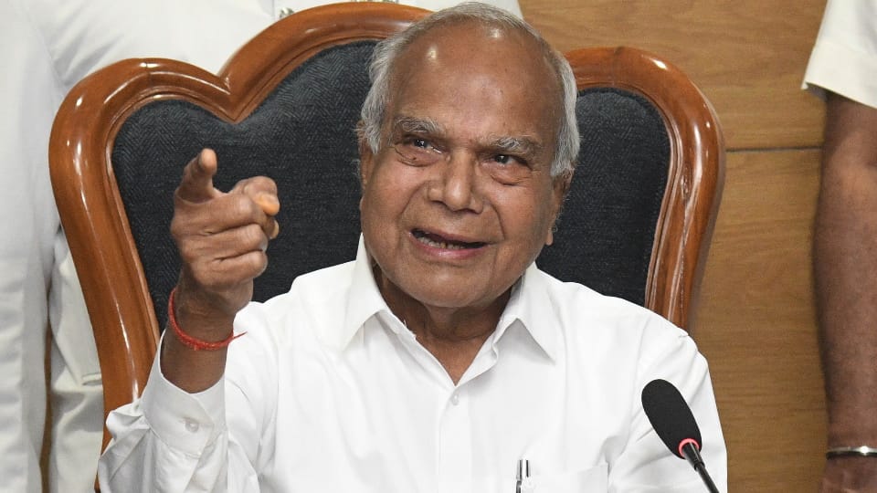 Punjab Governor Banwarilal Purohit visit border areas of Punjab for fifth time