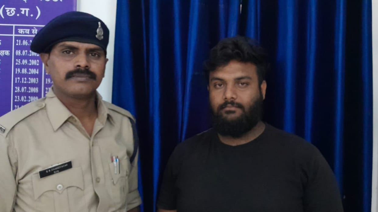 young man arrested for inciting girl student to commit suicide in bhilai