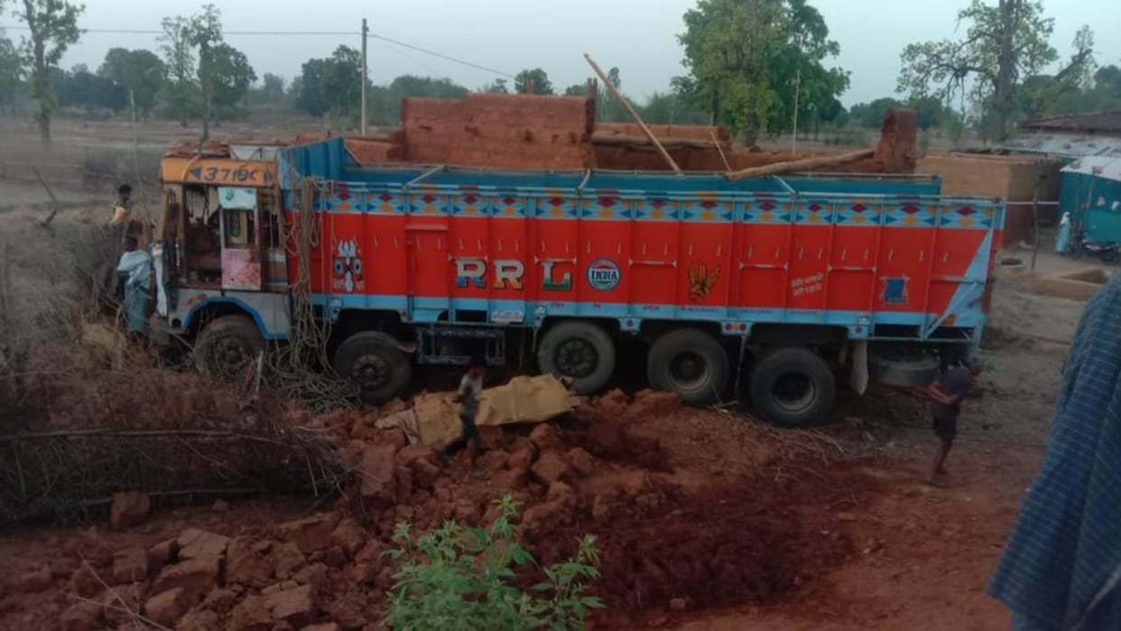 two-year-old girl killed four injured after speeding truck rammed into under construction house in surajpur