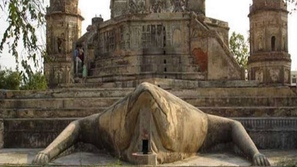 Medak Mandir Lord Shiva Sitting On The Back Of Frog in Lakhimpur kheri
