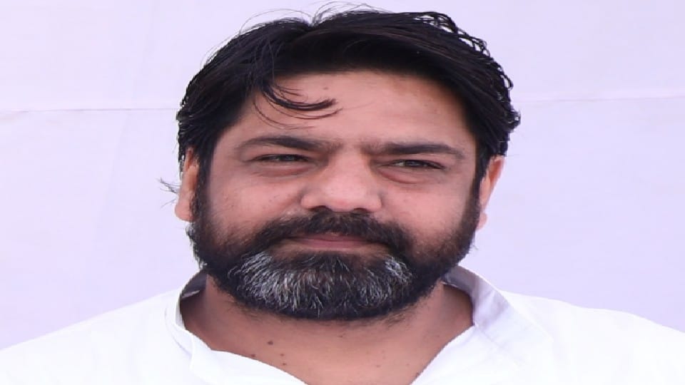 two people death threats to IMC leader Nadeem Qureshi in Bareilly