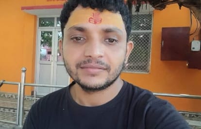 Murder in varanasi Dead body was thrown after killing missing youth