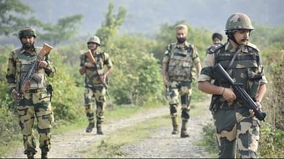 Manipur Violence: मणिपुर को दहलाने की साजिश नाकाम, भारी मात्रा में हथियार और गोला बारूद बरामद Manipur Violence Conspiracy to terrorize Manipur failed huge amount of arms and ammunition recovered