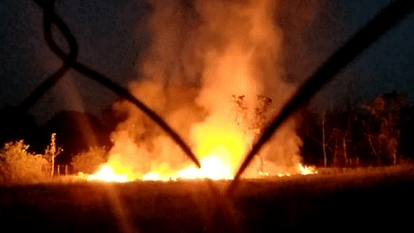 farmers have set their fields on fire becuse of elephants attack in Pachra