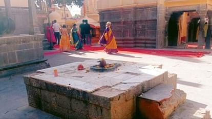 Ujjain News: The ancient Pashupatinath temple disappeared overnight from the Mahakal temple premises