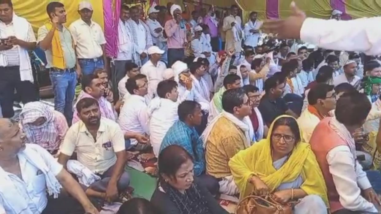 Bihar Secondary Teachers Association protest against new teacher manual in Rohtas