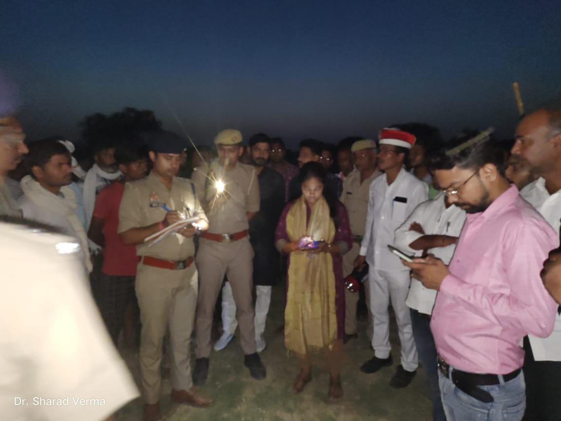 Dead bodies of teenager and youth found drowned in Ganges in ghazipur