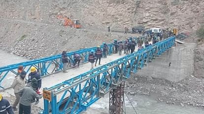 Broken bridge on India-China border a month and a half ago movement resumes Malari Highway chamoli uttarakhand
