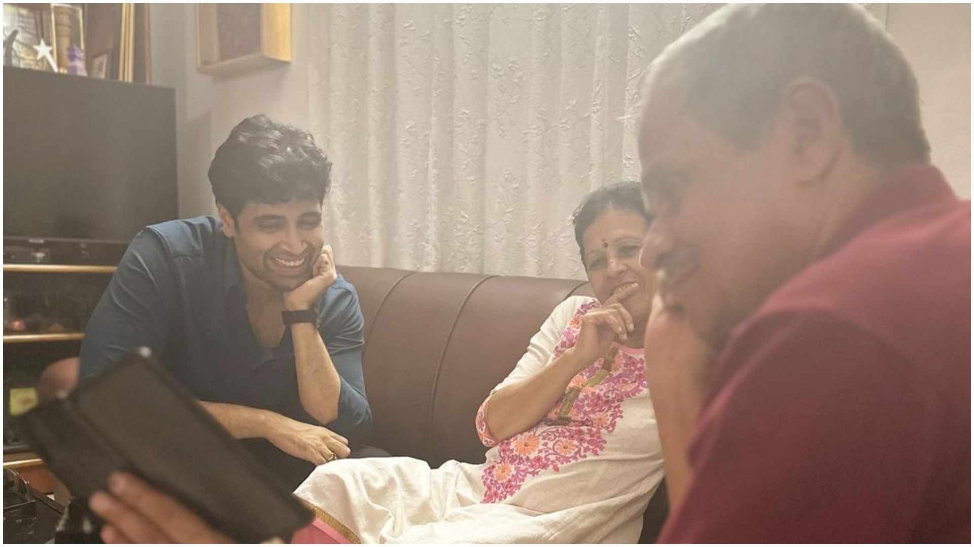 Major: Adivi Sesh spends time with Major Sandeep Unnikrishnan family on first anniversary of film photos viral