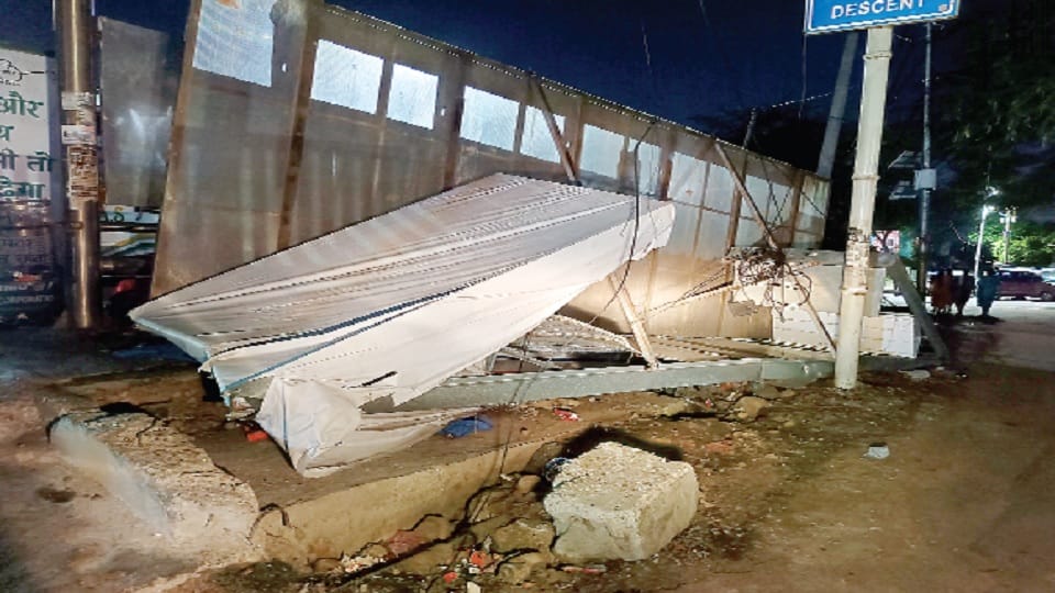 Passenger shed built on Jammu Bahu Fort Road blown up air, corporation does not know
