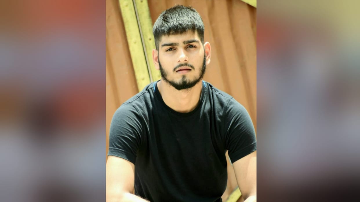 Meerut: The son applied three times to get gun of father in his name but the officers did not action