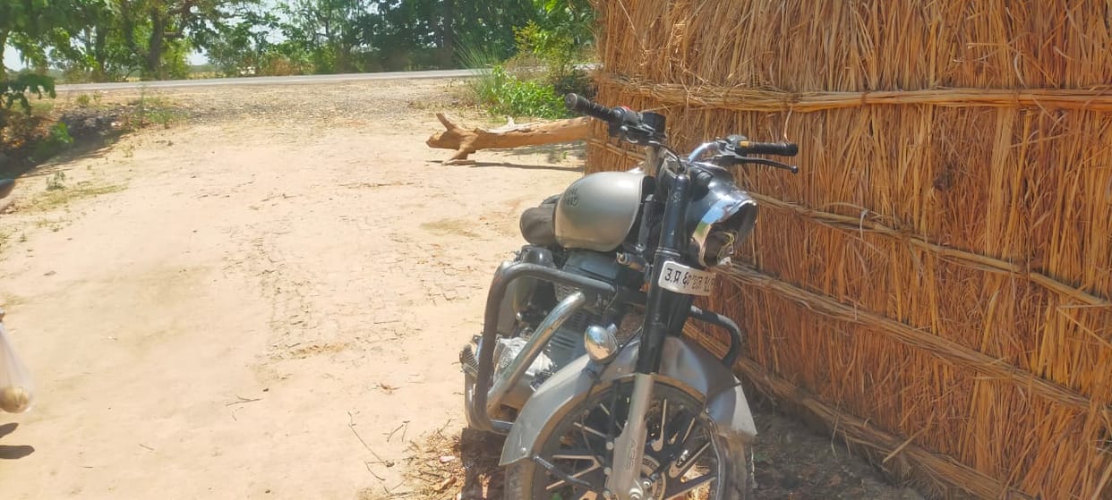 Ballia Accident: A young man going to a friend's Tilakotsav died in a road accident, another serious, referred