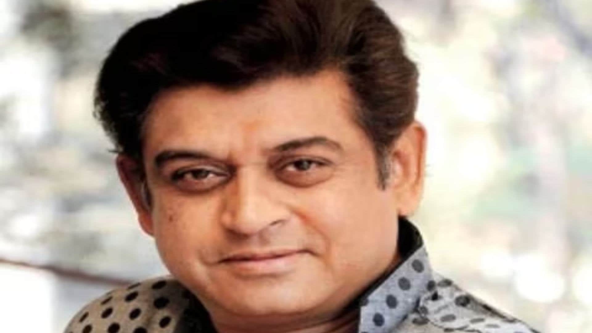 These Bollywood Stars Age Gap With Their Step Mom From Amit Kumar to Sara Ali Khan