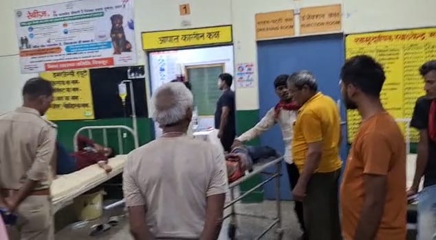 Suspecting of love affair with daughter aunt beheaded nephew with axe, police arrested the murdered woman