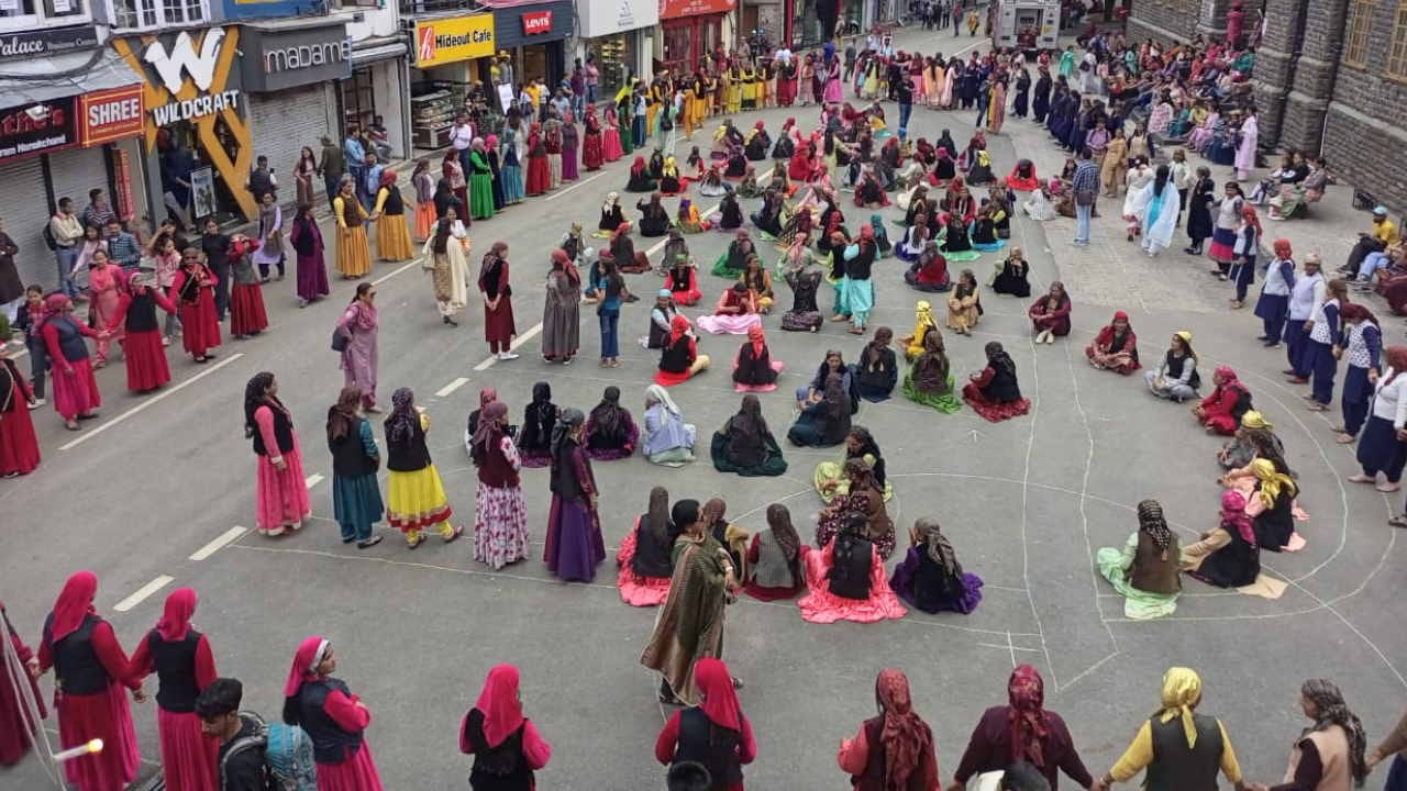 Shimla Summer Festival: Mahanati on Mallroad, Women Dancing Together, see pictures