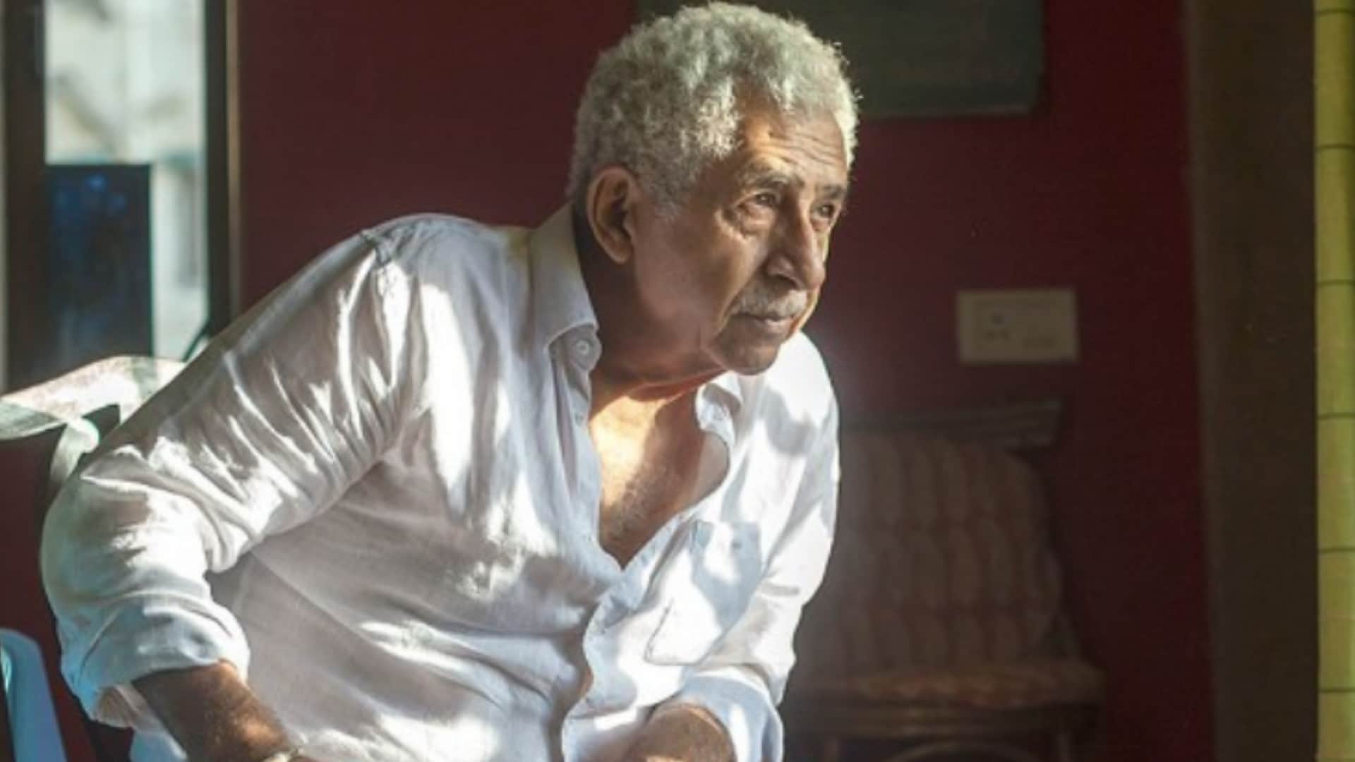 Taj Actor Naseeruddin Shah hangs his Filmfare Award on the handle of the washroom said I dont find any value