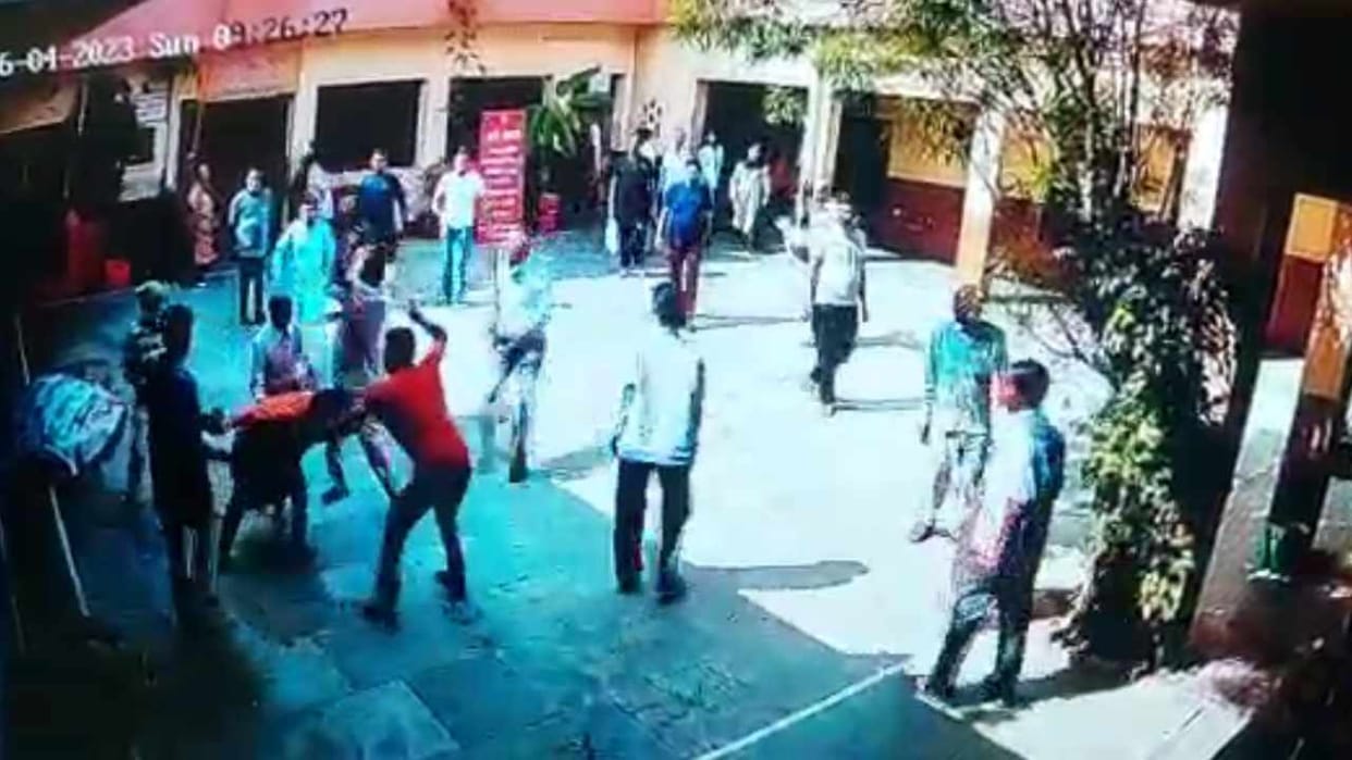 Two groups clash in temple premises in Ludhiana of Punjab