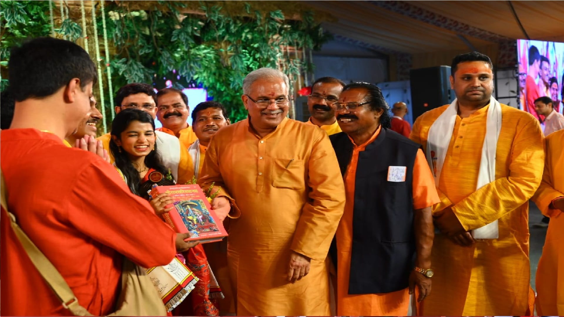 national ramayana festival in raigarh, Maithili Thakur said I have come from Lord Shriram's maternal grandfath