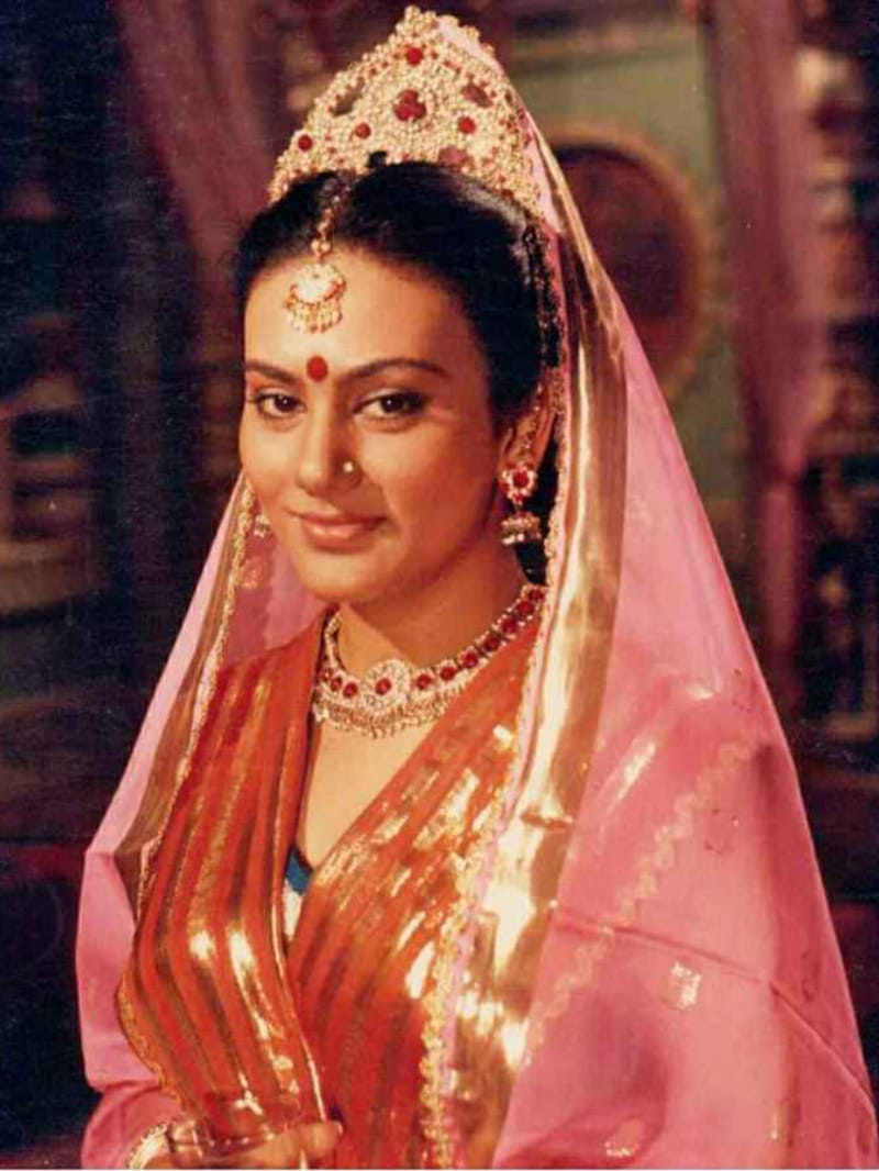Ramayana Fame Dipika Chikhlia visits Ayodhyas Ram Mandir ahead of shoot expresses gratitude to Pm Modi