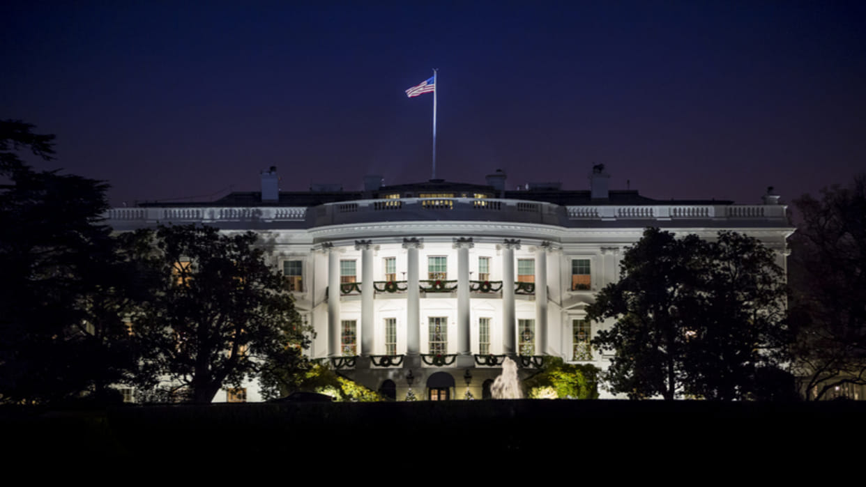 White House Mystery Ghost :t Story Where Abraham Lincoln Spirit Claims to Be