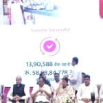 सीएम गहलोत सहित अन्य लोग