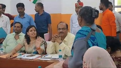 Uproar in the first board meeting of the nagar palika pilibhit