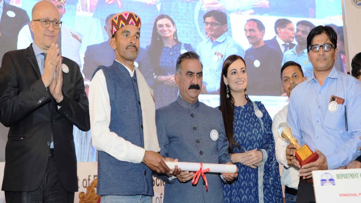 Bollywood actress Dia Mirza said – 400 million tonnes of plastic reaches the market every year