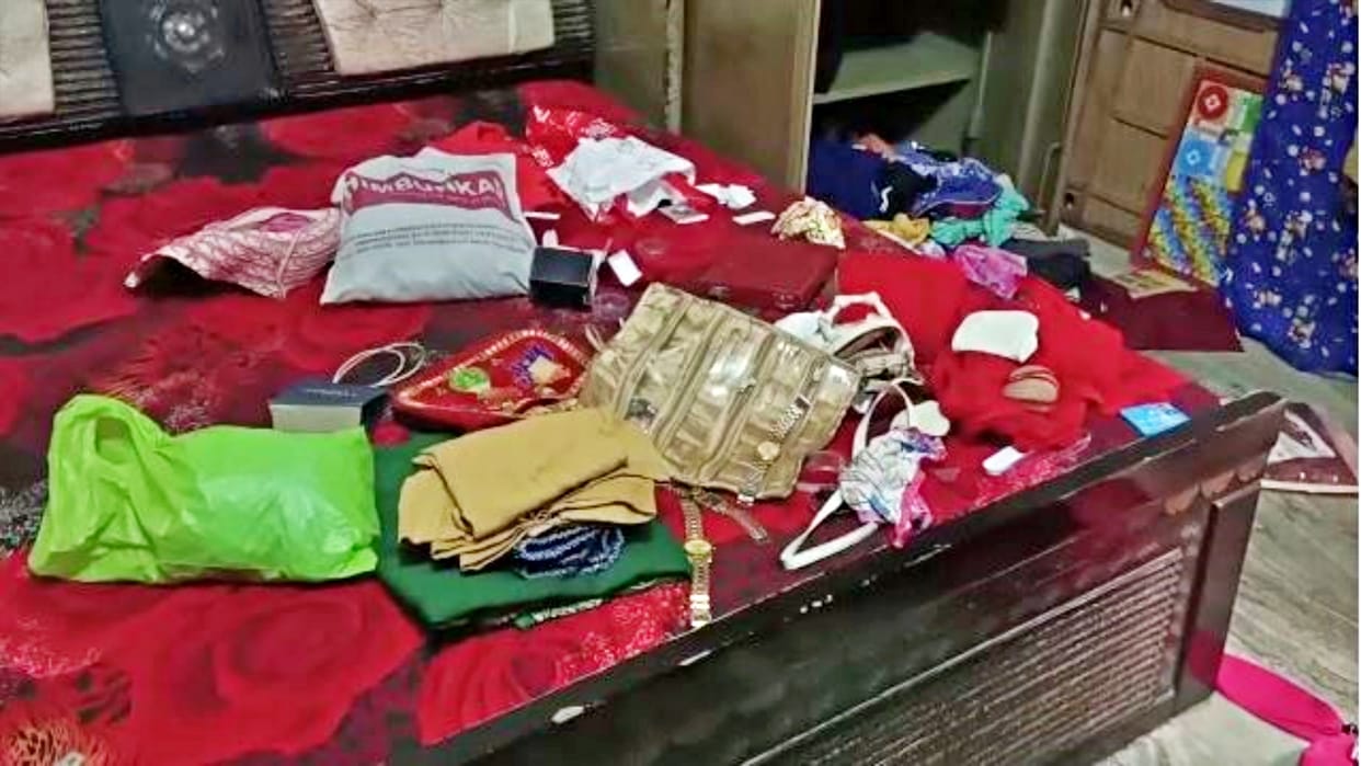 Thieves took jewelry from empty house in Bharatpur Basan Gate