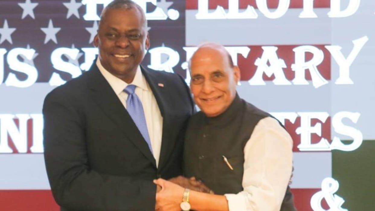 Lloyd Austin: US Defense Minister received Tri Service Guard of Honor, met Rajnath Singh in Delhi today