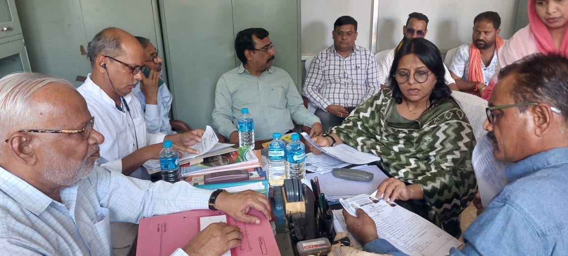 MP News: Case of conversion after hijab in Damoh school also exposed, three teachers changed their surname