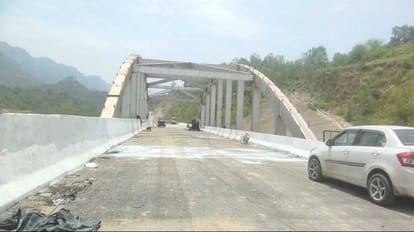 Kiratpur Nerchowk fourlane directly connected to National Highway Chandigarh-Manali