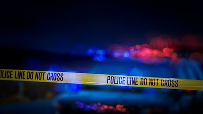 Mumbai: हॉस्टल के कमरे से छात्रा का शव बरामद, दुष्कर्म के बाद हत्या की आशंका, रेलवे ट्रैक पर मृत मिला संदिग्ध Mumbai College student found murdered in hostel room Maharashtra latest News in Hindi