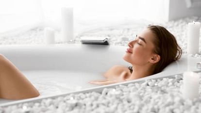 Milk Bath Benefits During Summer Season helps to Feel Refresh Whole Day