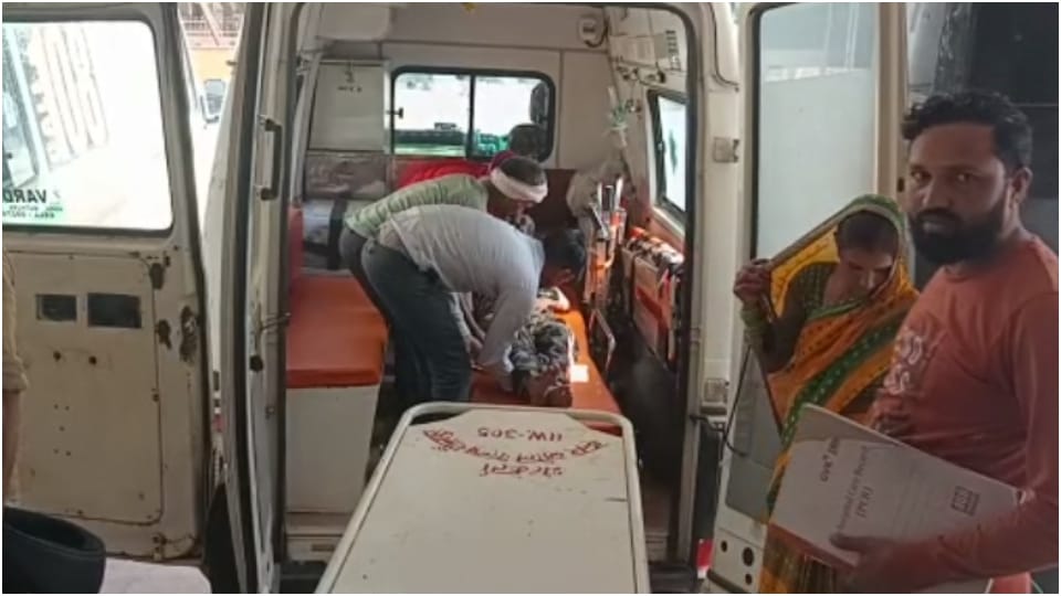 Dispute between two parties over land in Dholpur attackers cut off legs of elderly two others injured