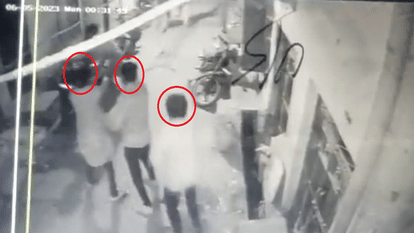 Gang War in Jafrabad Delhi: Four People Injured In Firing Jafrabad Area North East Delhi News in Hindi