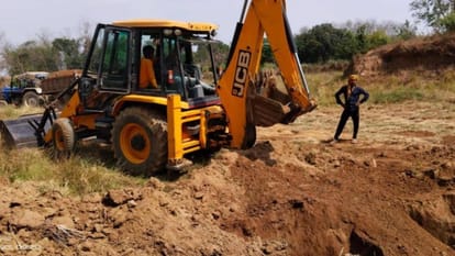 Rapti network of mining mafia spread in villages and towns near Rohin river