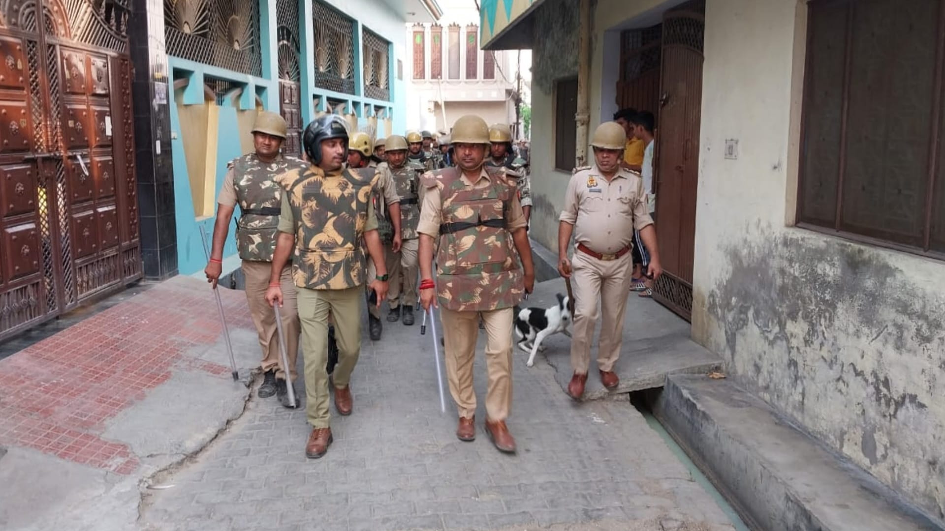 Meerut: Stone pelting on MDA and police over land dispute in Kankar Khera and accused arrested