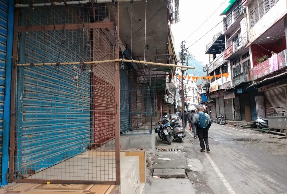 Uttarkashi Purola news Posters pasted to leaves shop from Muslims case filed against unknown people